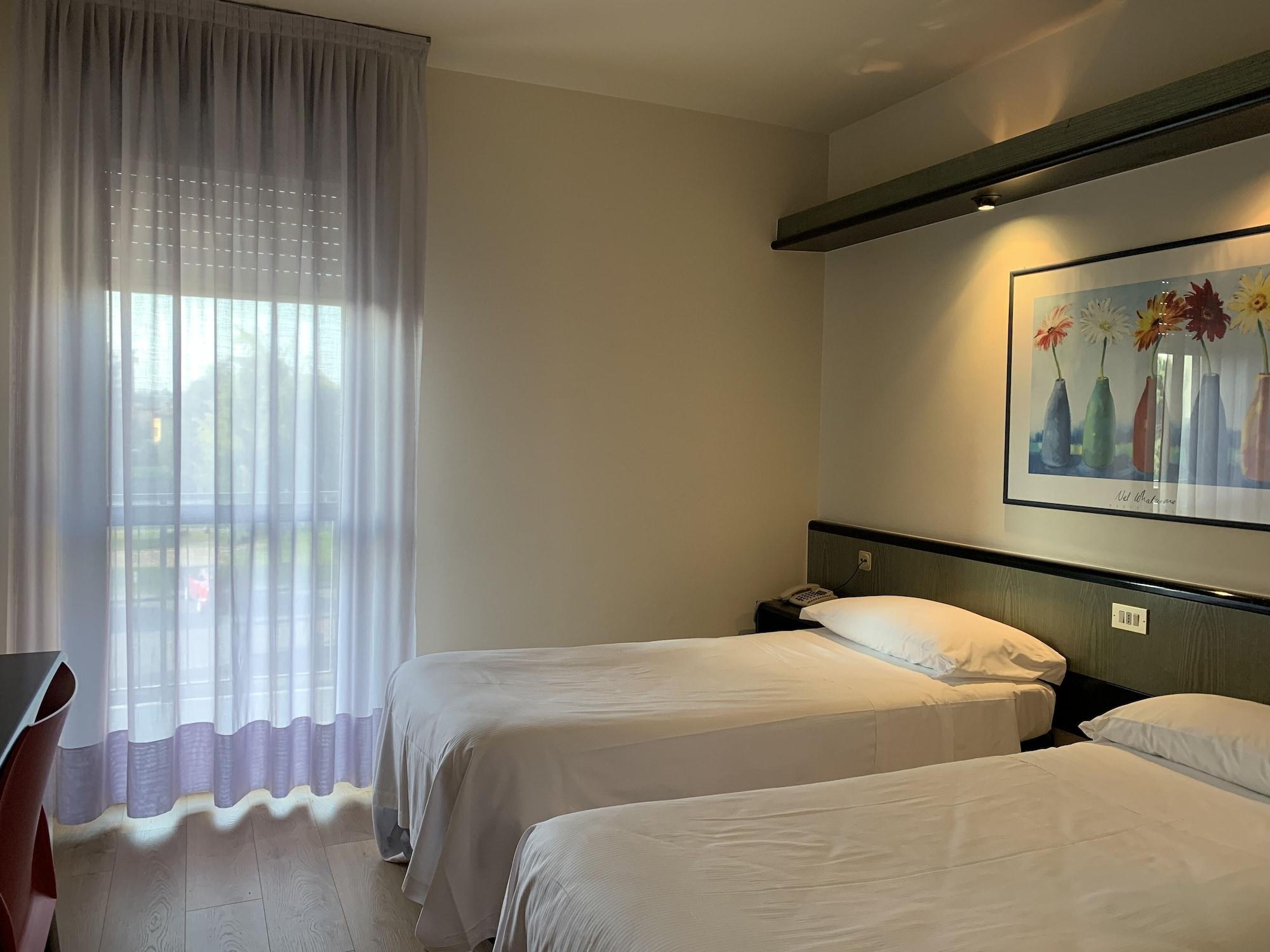 Hotel Parigi 2 & Spa Dalmine Exteriér fotografie