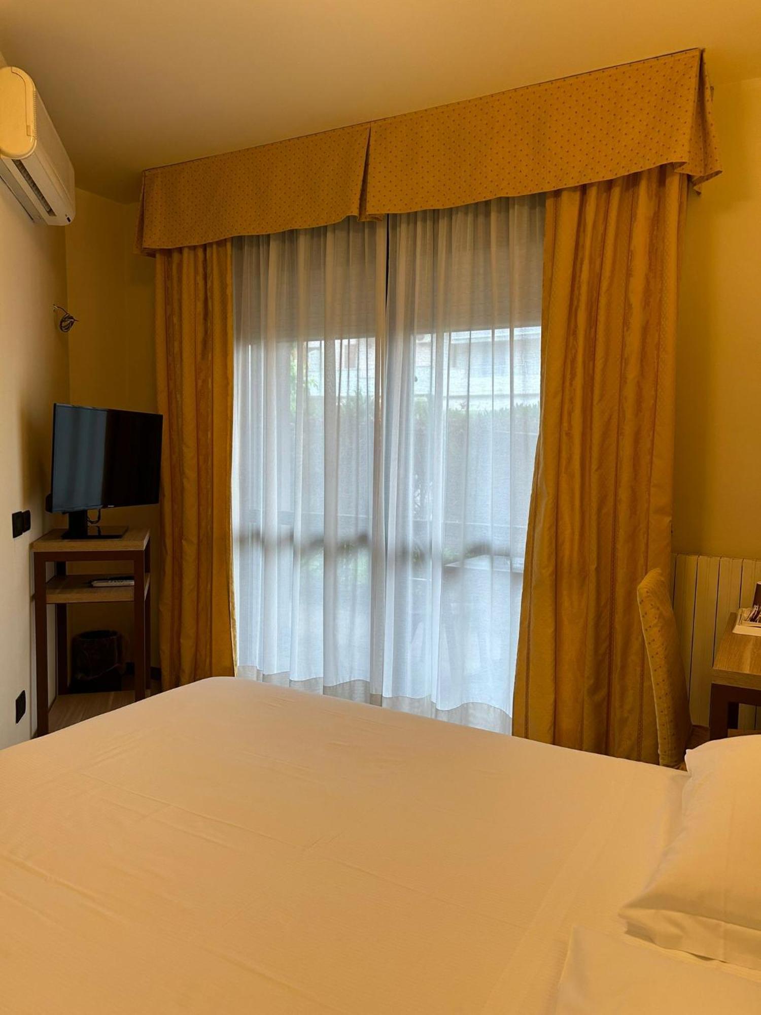 Hotel Parigi 2 & Spa Dalmine Exteriér fotografie